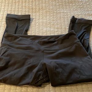 Capri Lululemon leggings - mid rise